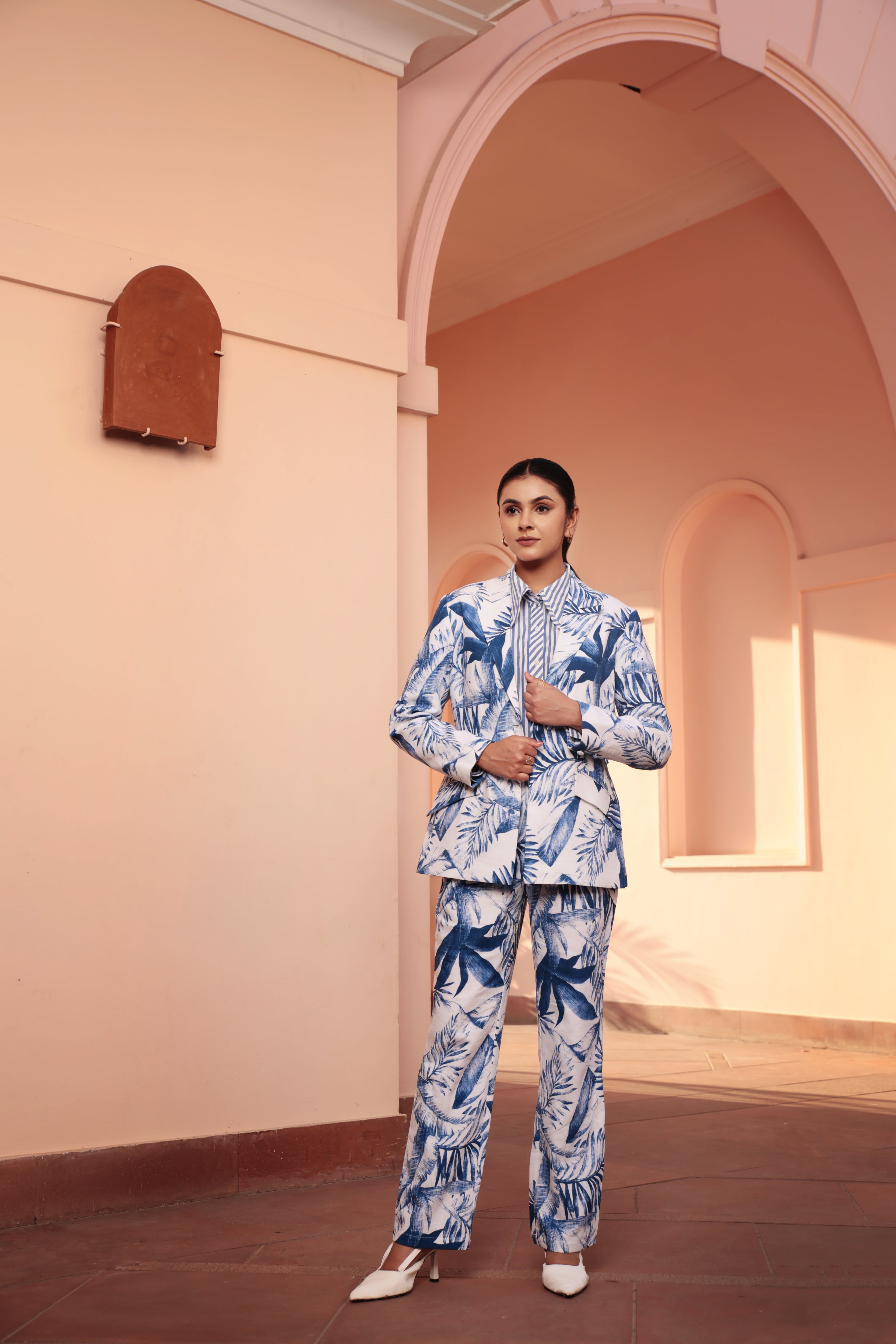 Azure Palm Tailored Set